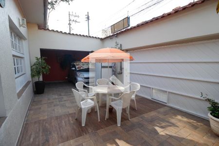 Casa à venda com 160m², 3 quartos e 3 vagas Casa à venda com 160m², 3 quartos e 3 vagasGaragem