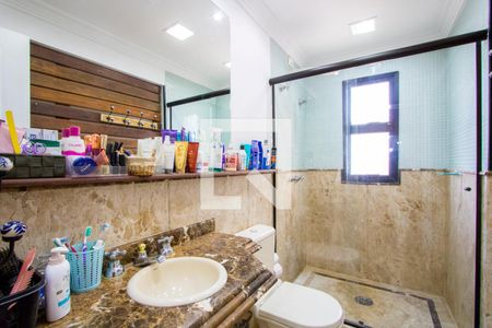 Apartamento à venda com 136m², 4 quartos e 3 vagasBanheiro social