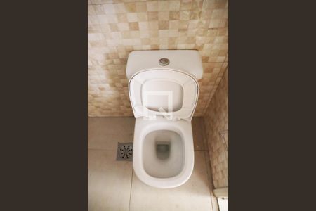 Apartamento à venda com 60m², 2 quartos e sem vaga Apartamento à venda com 60m², 2 quartos e sem vagaBanheiro