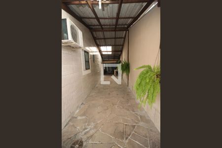 Casa à venda com 50m², 2 quartos e 2 vagas Casa à venda com 50m², 2 quartos e 2 vagasGaragem