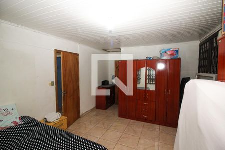 Casa à venda com 50m², 2 quartos e 2 vagas Casa à venda com 50m², 2 quartos e 2 vagasQuarto Suíte
