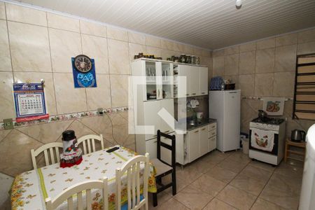 Casa à venda com 50m², 2 quartos e 2 vagas Casa à venda com 50m², 2 quartos e 2 vagasCozinha