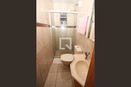 Casa à venda com 50m², 2 quartos e 2 vagas Casa à venda com 50m², 2 quartos e 2 vagasBanheiro da Suíte