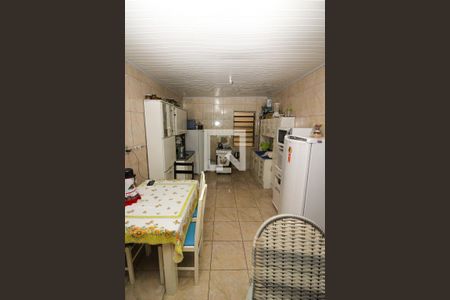 Casa à venda com 50m², 2 quartos e 2 vagas Casa à venda com 50m², 2 quartos e 2 vagasCozinha