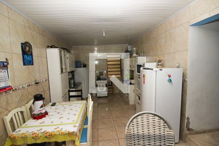 Casa à venda com 50m², 2 quartos e 2 vagas Casa à venda com 50m², 2 quartos e 2 vagasCozinha