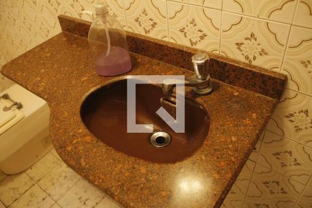 Casa à venda com 304m², 3 quartos e 3 vagasLavabo