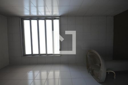 Casa à venda com 650m², 6 quartos e 8 vagasBanheiro de Serviço