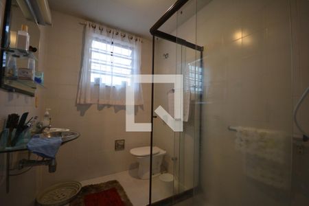 Casa à venda com 650m², 6 quartos e 8 vagasBanheiro 1