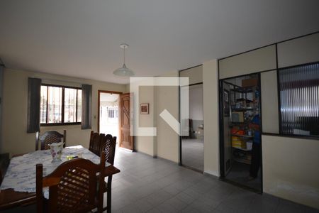 Casa à venda com 650m², 6 quartos e 8 vagasCozinha