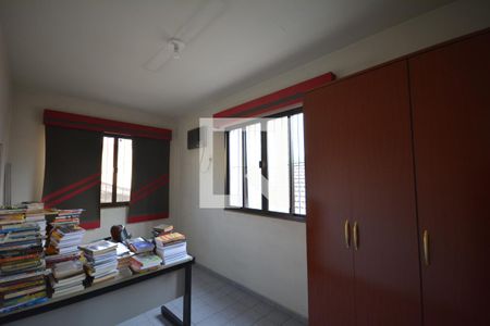 Casa à venda com 650m², 6 quartos e 8 vagasQuarto 4