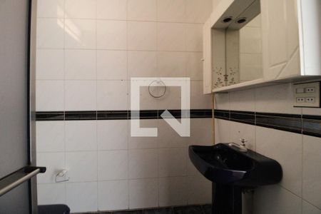 Casa à venda com 200m², 4 quartos e 3 vagasBanheiro comum