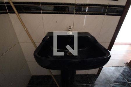 Casa à venda com 200m², 4 quartos e 3 vagasPia banheiro comum