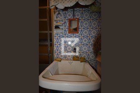 Apartamento à venda com 200m², 4 quartos e 1 vagaÁrea de Serviço