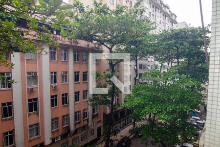 Apartamento à venda com 105m², 3 quartos e sem vaga Apartamento à venda com 105m², 3 quartos e sem vagaVista