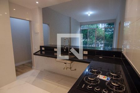Apartamento à venda com 105m², 3 quartos e sem vaga Apartamento à venda com 105m², 3 quartos e sem vagaCozinha