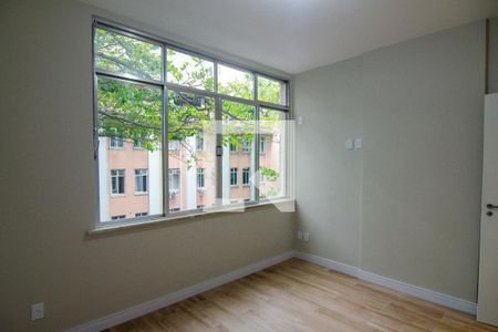Apartamento à venda com 105m², 3 quartos e sem vaga Apartamento à venda com 105m², 3 quartos e sem vagaQuarto 3
