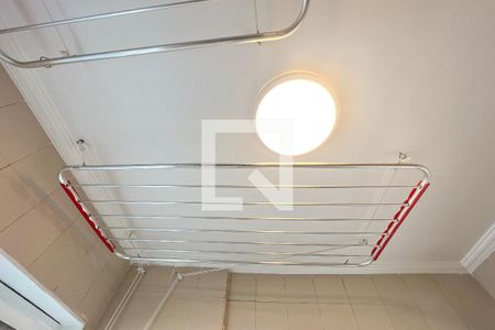 Apartamento à venda com 75m², 2 quartos e 1 vaga Apartamento à venda com 75m², 2 quartos e 1 vagaQuarto de Serviço