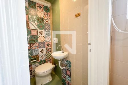 Apartamento à venda com 75m², 2 quartos e 1 vaga Apartamento à venda com 75m², 2 quartos e 1 vagaBanheiro de Serviço