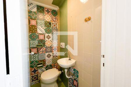 Apartamento à venda com 75m², 2 quartos e 1 vaga Apartamento à venda com 75m², 2 quartos e 1 vagaBanheiro de Serviço