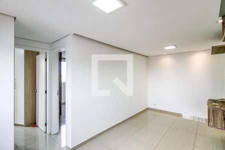 Sala de apartamento para alugar com 2 quartos, 51m² em Jardim Novo Santo Amaro, São Paulo