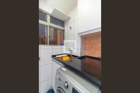 Apartamento à venda com 45m², 2 quartos e 1 vaga Apartamento à venda com 45m², 2 quartos e 1 vagaÁrea de serviço