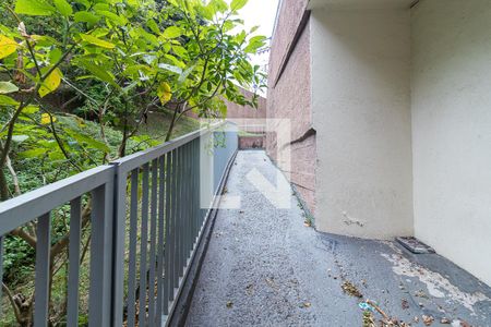 Apartamento à venda com 45m², 2 quartos e 1 vaga Apartamento à venda com 45m², 2 quartos e 1 vagaSalão de festas