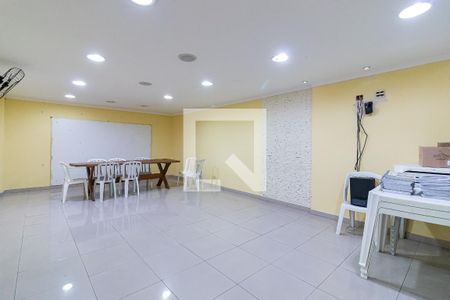 Apartamento à venda com 45m², 2 quartos e 1 vaga Apartamento à venda com 45m², 2 quartos e 1 vagaSalão de festas