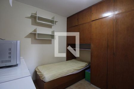 Casa à venda com 190m², 3 quartos e 2 vagasQuarto de Serviço 1