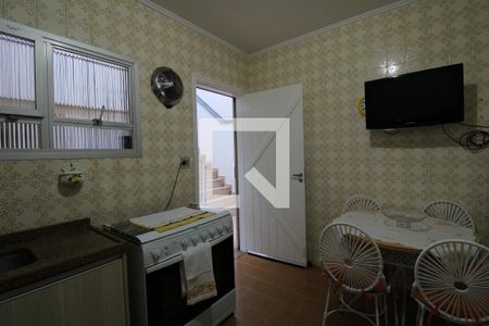 Casa à venda com 190m², 3 quartos e 2 vagasCozinha