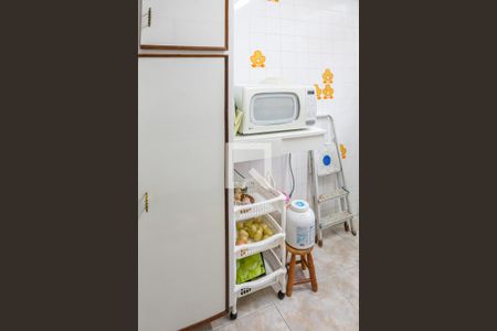 Casa à venda com 212m², 3 quartos e 2 vagas Casa à venda com 212m², 3 quartos e 2 vagasCozinha
