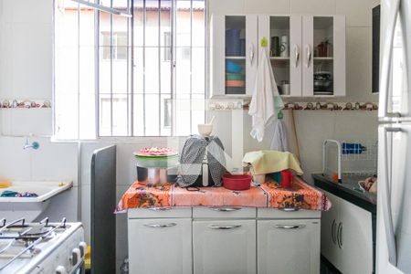 Apartamento à venda com 45m², 2 quartos e 1 vaga Apartamento à venda com 45m², 2 quartos e 1 vagaCozinha e Área de Serviço