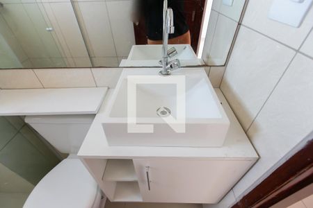 Apartamento à venda com 58m², 2 quartos e 1 vagaDetalhe banheiro
