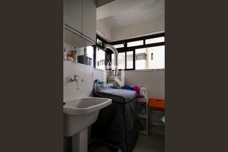 Apartamento à venda com 80m², 3 quartos e 1 vagaÁrea de Serviço