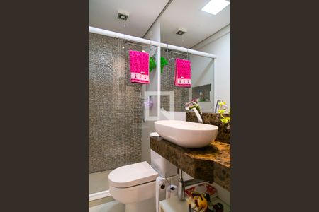 Apartamento à venda com 80m², 3 quartos e 1 vagaBanheiro Social