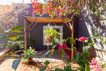 Casa à venda com 525m², 5 quartos e 4 vagas Casa à venda com 525m², 5 quartos e 4 vagasJardim