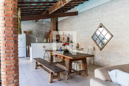 Casa à venda com 525m², 5 quartos e 4 vagas Casa à venda com 525m², 5 quartos e 4 vagasEspaço Gourmet