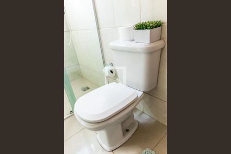 Casa à venda com 525m², 5 quartos e 4 vagas Casa à venda com 525m², 5 quartos e 4 vagasBanheiro Social