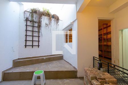 Casa à venda com 154m², 3 quartos e sem vaga Casa à venda com 154m², 3 quartos e sem vagaQuintal 1