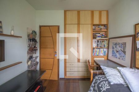 Apartamento à venda com 220m², 4 quartos e 2 vagasQuarto 2