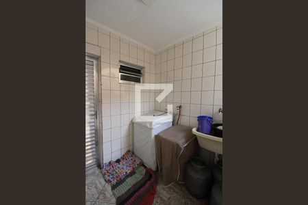 Casa à venda com 270m², 3 quartos e 8 vagasÁrea de Serviço