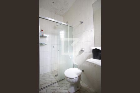 Casa à venda com 250m², 3 quartos e 3 vagasBanheiro 2