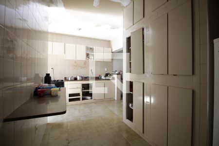 Casa à venda com 250m², 3 quartos e 3 vagasCozinha