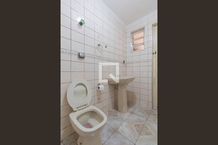 Casa à venda com 64m², 2 quartos e 1 vagaBanheiro 2