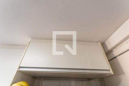 Apartamento à venda com 265m², 4 quartos e 4 vagas Apartamento à venda com 265m², 4 quartos e 4 vagasArmário da Cozinha