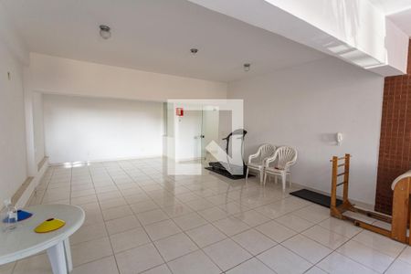 Apartamento à venda com 265m², 4 quartos e 4 vagas Apartamento à venda com 265m², 4 quartos e 4 vagasSalão de Festas