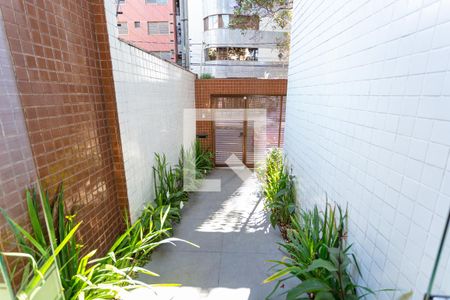 Apartamento à venda com 265m², 4 quartos e 4 vagas Apartamento à venda com 265m², 4 quartos e 4 vagasHall de Entrada