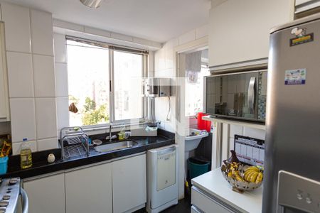 Apartamento à venda com 265m², 4 quartos e 4 vagas Apartamento à venda com 265m², 4 quartos e 4 vagasCozinha