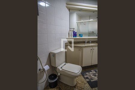 Apartamento para alugar com 207m², 3 quartos e 2 vagasBanheiro da Suíte 2