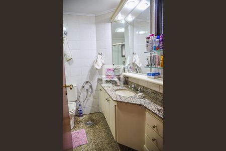 Apartamento para alugar com 207m², 3 quartos e 2 vagasBanheiro da Suíte 3