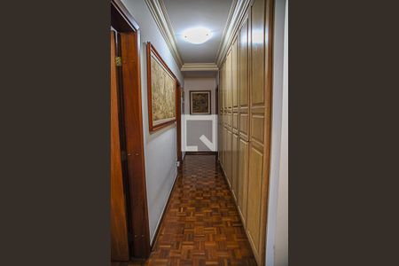 Apartamento para alugar com 207m², 3 quartos e 2 vagasCorredor